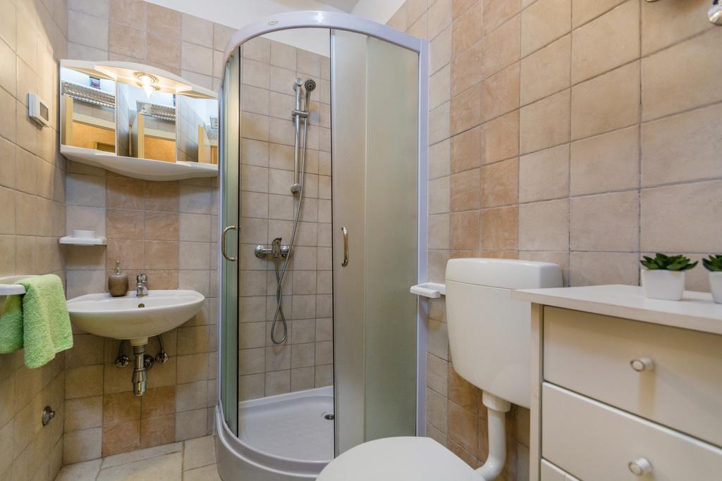 Apartment Velenik D&I بوريتش المظهر الخارجي الصورة